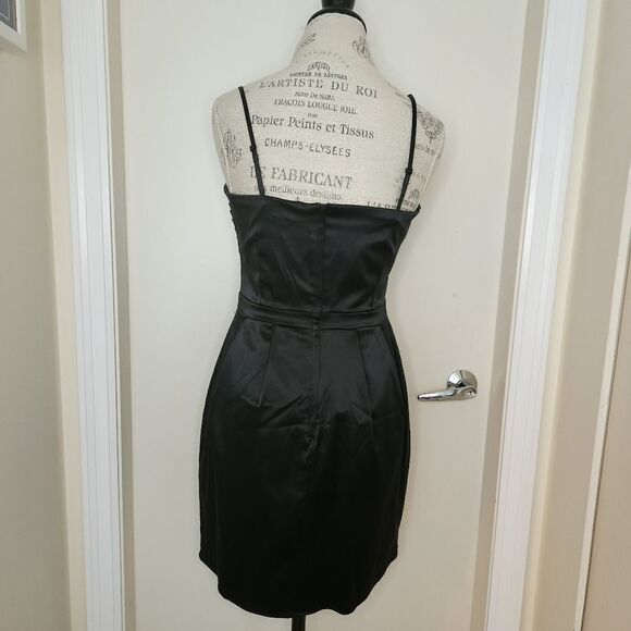 Little black party dress H&M - Picture 4 of 6